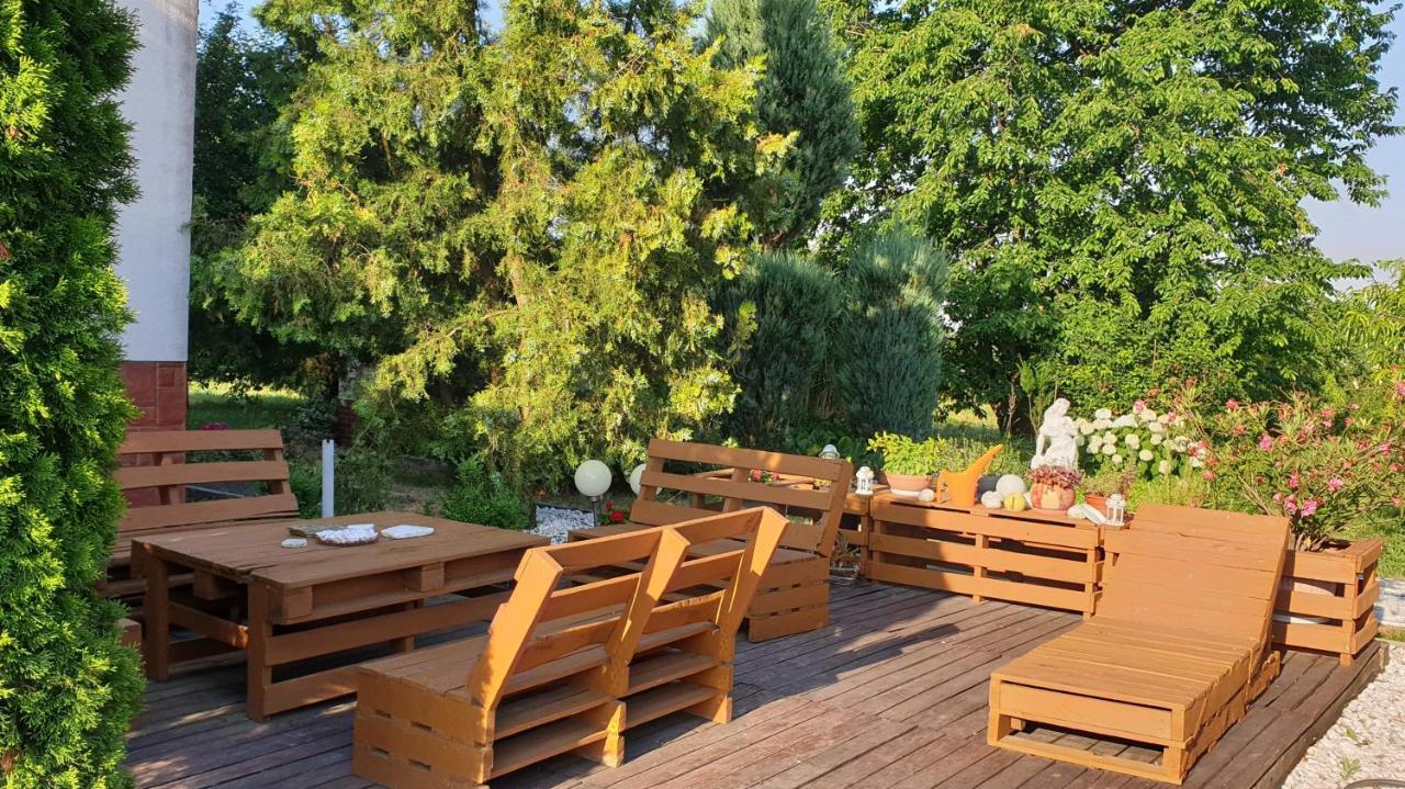 Agroturystyka U Joli Pacanow Exterior foto